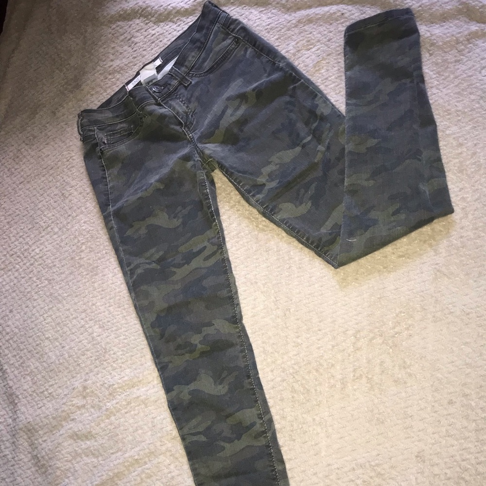 Camo lo rise skinny jean